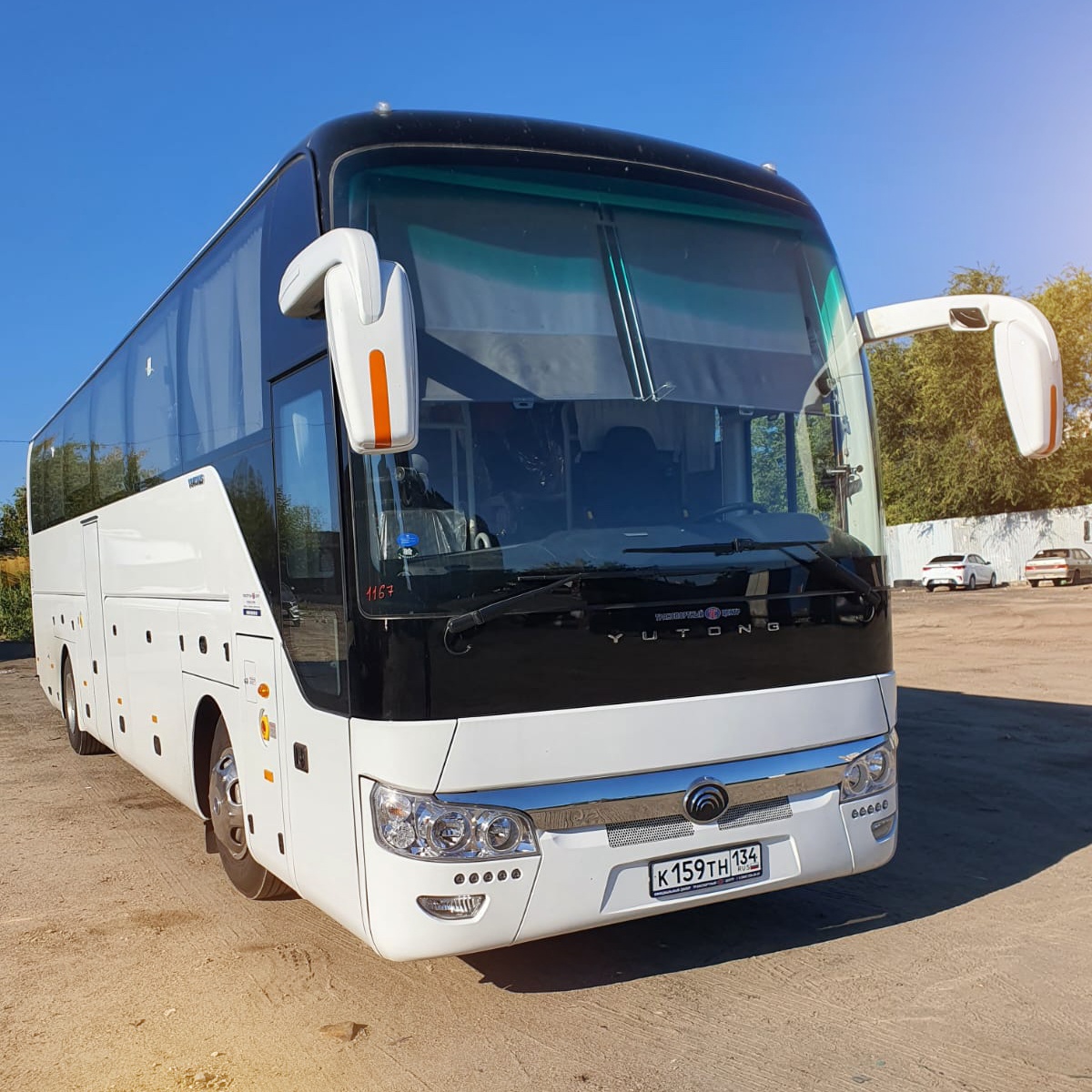 заказать микроавтобус Yutong в Волгограде